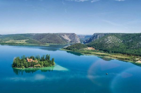 Hotels in Crivac